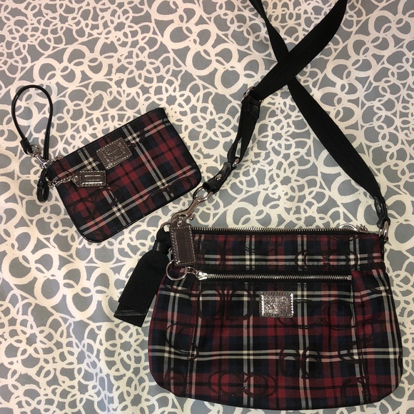 Coach Handbags - Coach crossbody with wallet